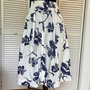 Zara Cotton Skirt in white with blue flower print